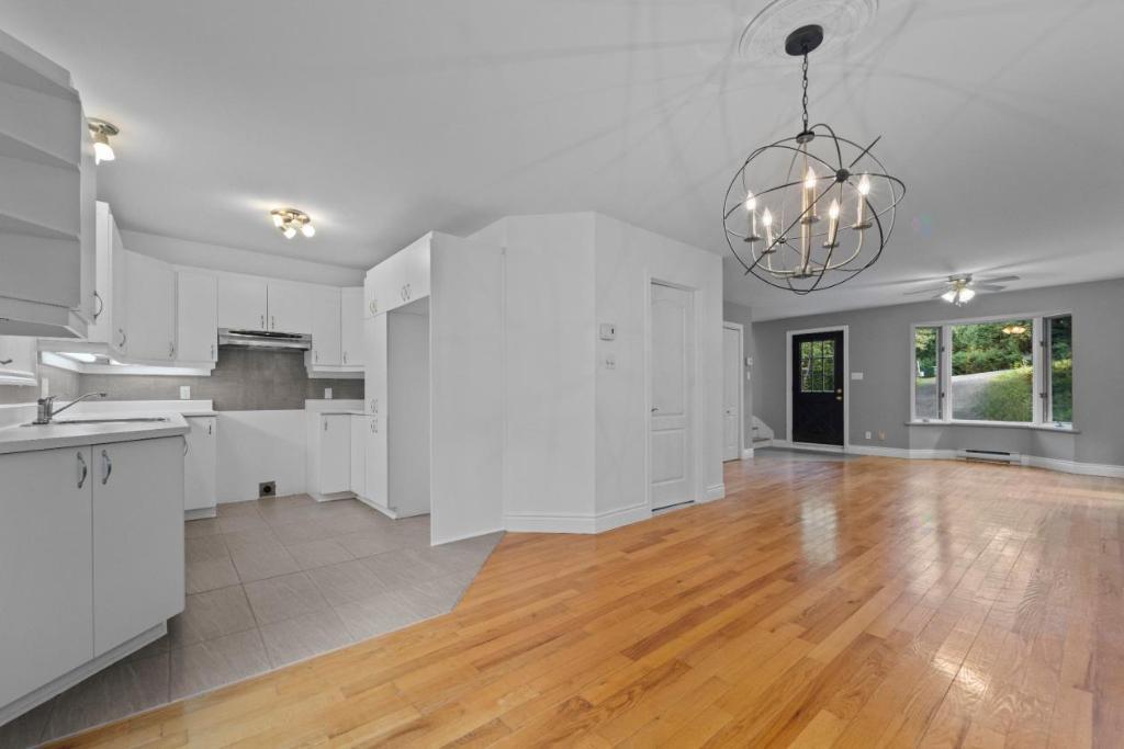 MAISON À LOUER AVEC GARAGE À ST SAUVEUR | 3164867