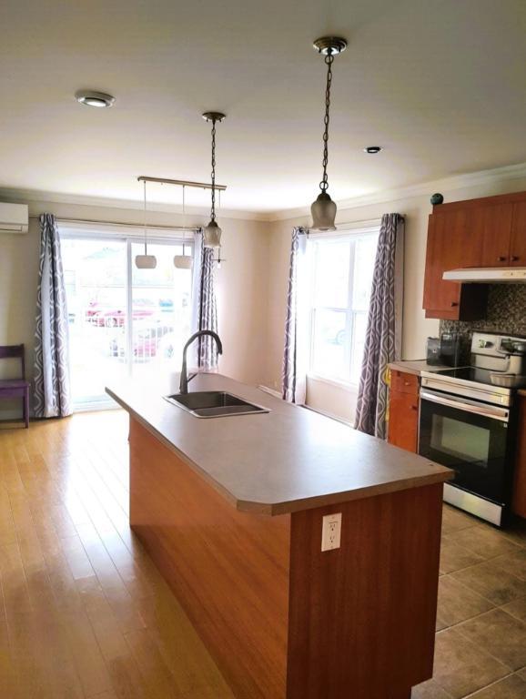 Condo 6 1/2 | 3164869