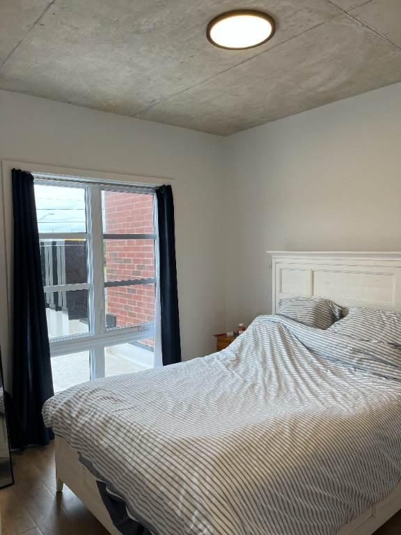 Grand 3 1/2 Mont-St-Hilaire 884pi2 | 3164871