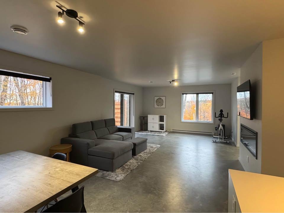 Jumelé neuf à louer Shefford | 3164877