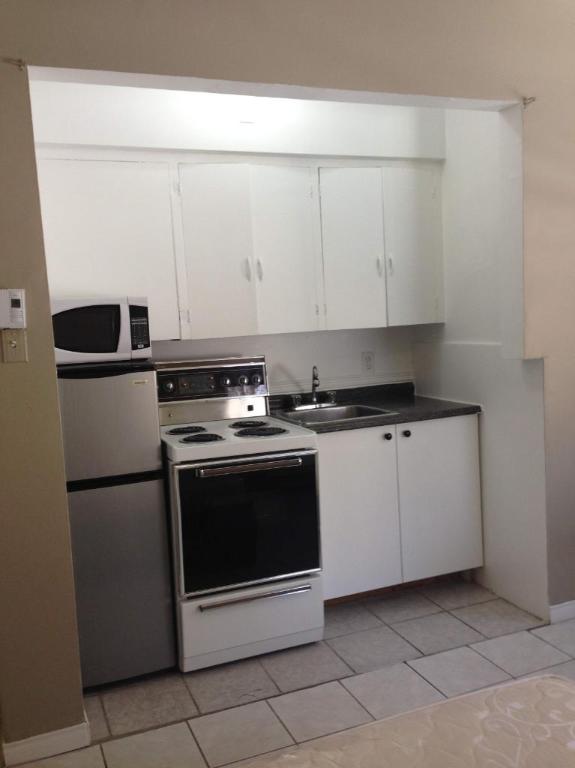 STUDIO RENOVE AVEC VUE IMPRENNABLE SUR UN JARDIN PRIVÉ | 3165834