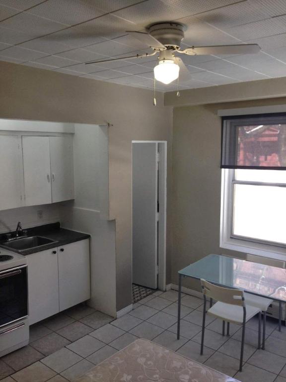 STUDIO RENOVE AVEC VUE IMPRENNABLE SUR UN JARDIN PRIVÉ | 3165834