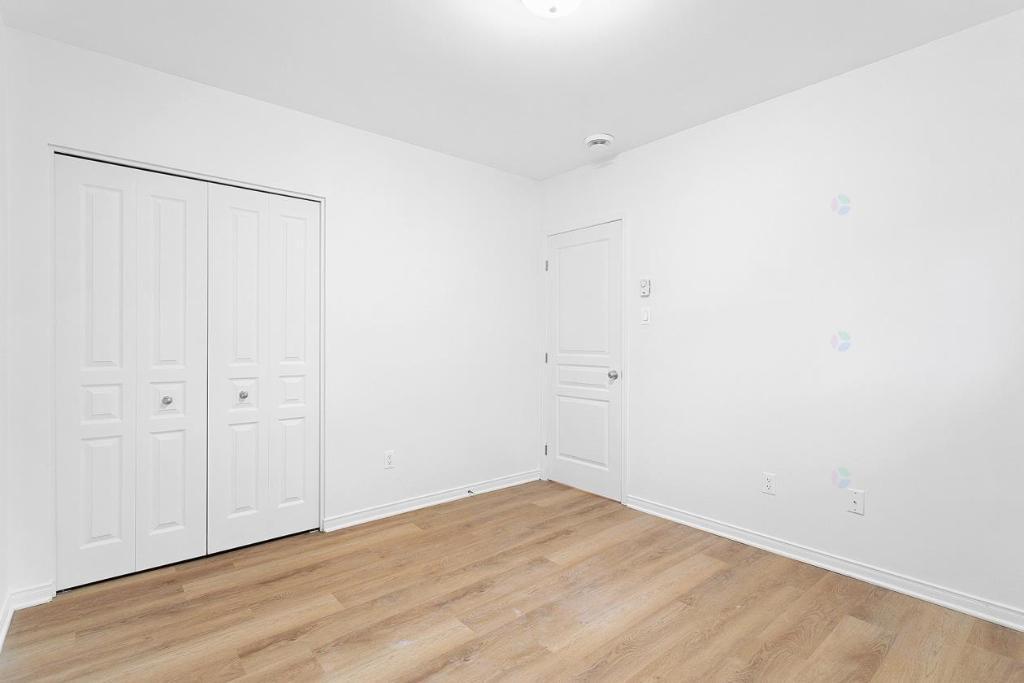 Appartement 1 CC en semi sous-sol //DISPONIBLE DÈS MAINTENANT | 3165858