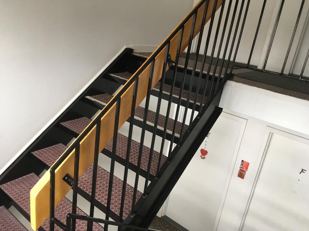 Beau 41/2 Laval | 3165862