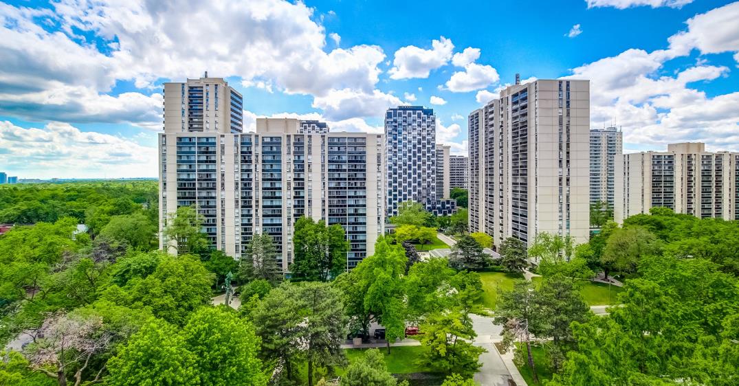 High Park Village | 3165932