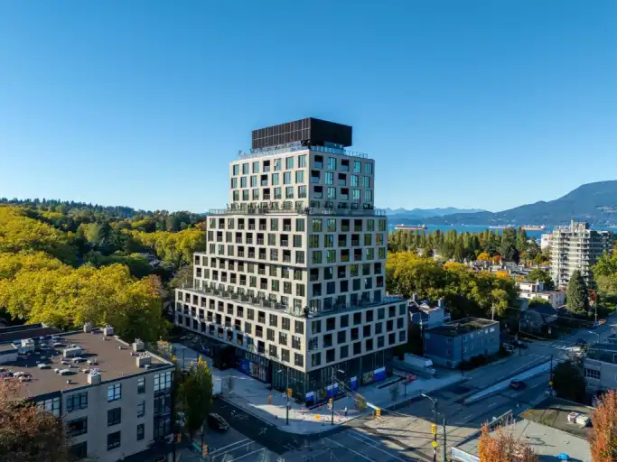 The Raven | 3709 West Broadway, Vancouver | 3166037