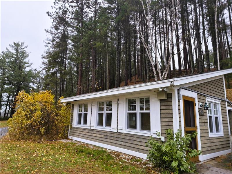 Sunshine Lake Estate - Multi-Chalet Property | 3166193