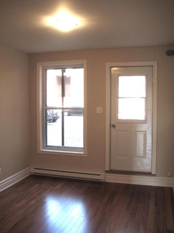 SUPER 3 1/2 ENSOLLEILLÉ | 3166202