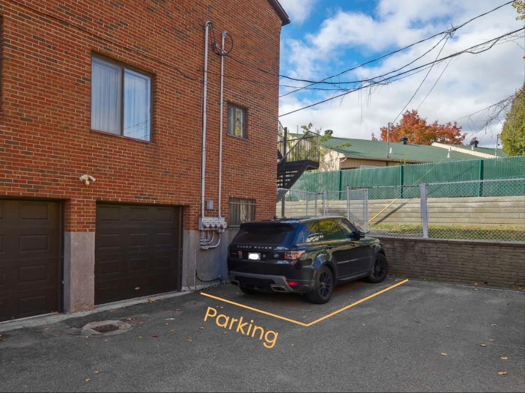 3½ à louer–Chomedey, Laval – Rénové-Meublé-Stationnement Inclus | 3166220