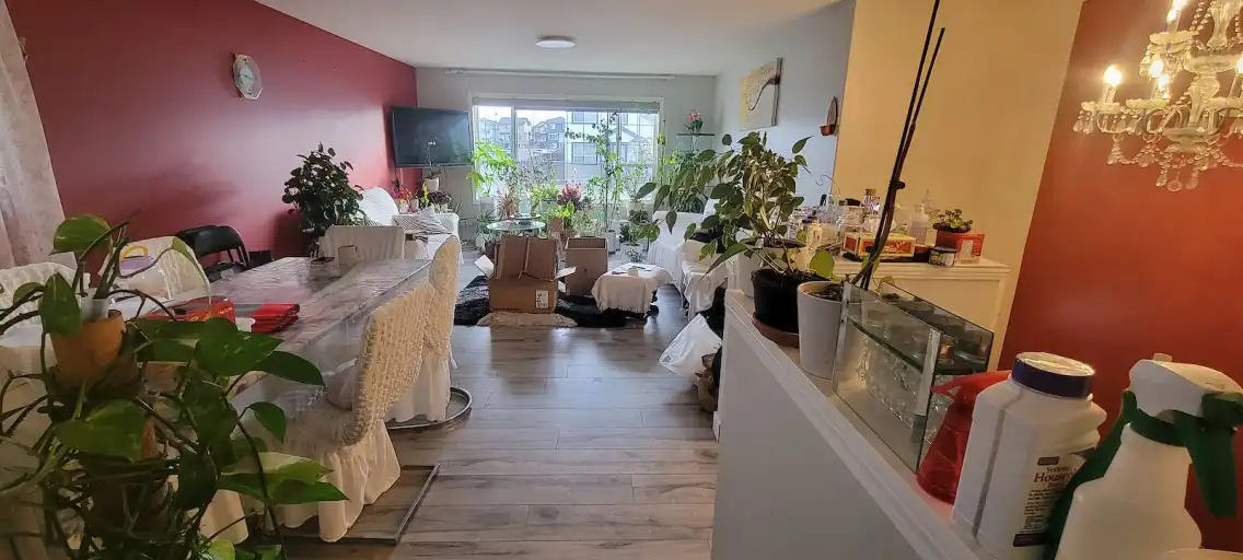 Nice Upgraded by level House - main floor (basement not included) | 247 Taracove Road Northeast, Calgary | 3166368