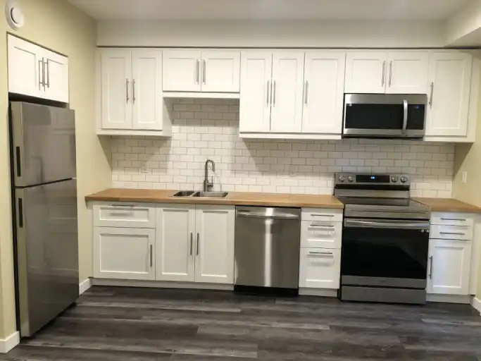 Beautiful 1 BED 1 BATH | Calgary | 3166391