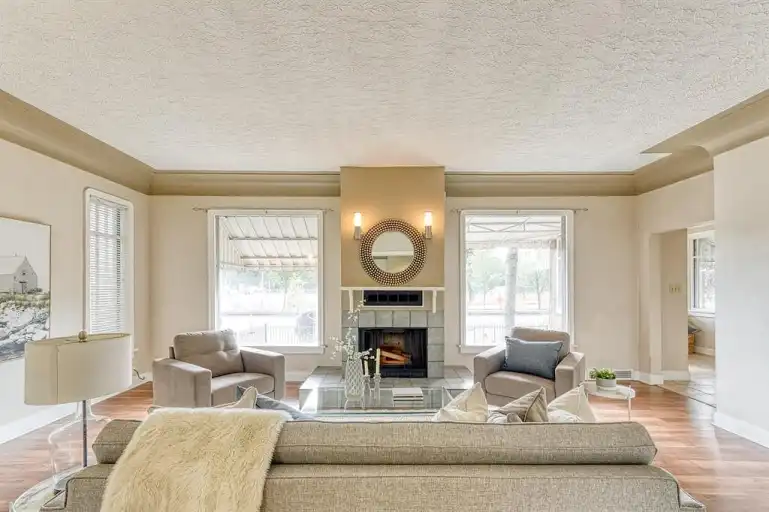 3 bed and 2 bath home across from peace bridge | 806 Memorial Drive Northwest, Calgary | 3166395