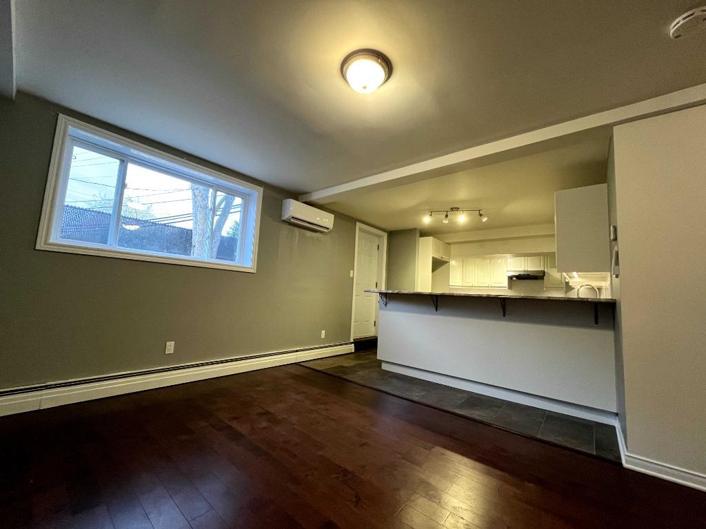 Grand 4 1/2 lumineux à louer | 3166413