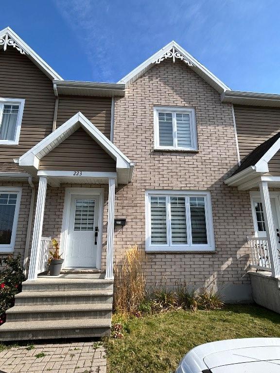 Maison en rangée à louer dans Charlesbourg | 3180096