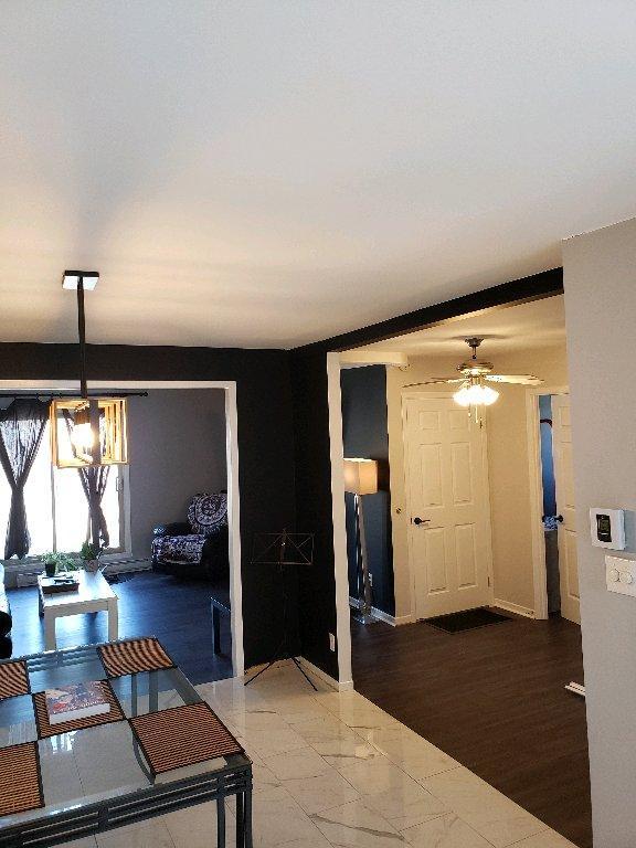 Grand 5 et demi à Aire Ouverte À Anjou Animaux acceptés | 3166441