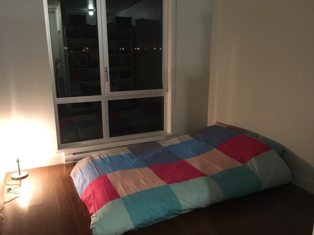 Superbe condo dans Villeray, dans un quartier paisible proche de toutes commodités, avec piscine intérieure, sauna, gym, ascensseurs et stationnement | 3166587