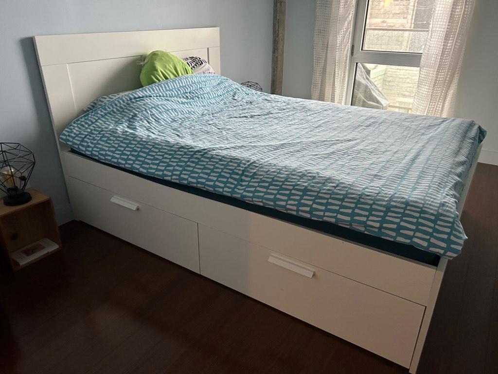 Superbe condo dans Villeray, dans un quartier paisible proche de toutes commodités, avec piscine intérieure, sauna, gym, ascensseurs et stationnement | 3166587