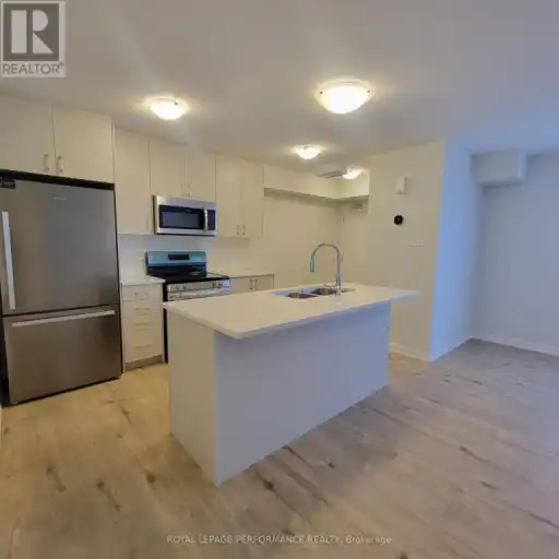 807 ARCADIAN PRIVATE | 807 ARCADIAN PRIVATE, Ottawa | 3172596