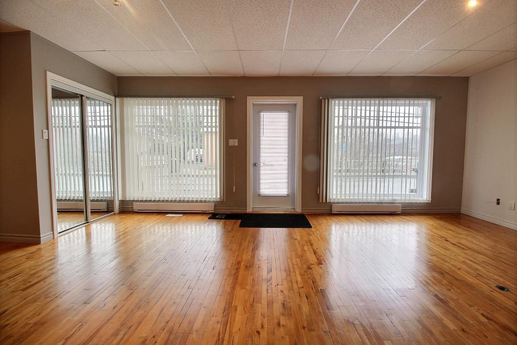 5 1/2 PLESSISVILLE (centre-ville) RENOVÉ | 3172975