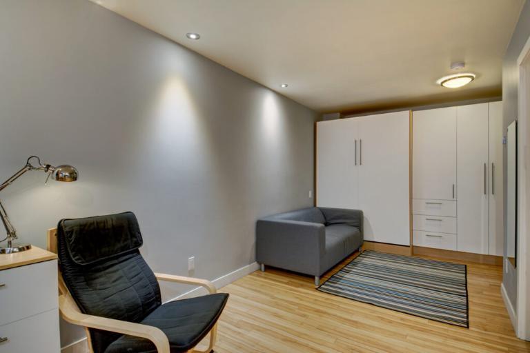 Loft entièrement meublé à louer Vieux-Québec novembre 2025 | 3172988