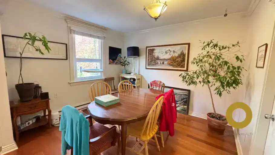 2 Bed 2 Bath Upper Floor near Commercial Dr! | 1537 Victoria Drive, Vancouver | 3173310