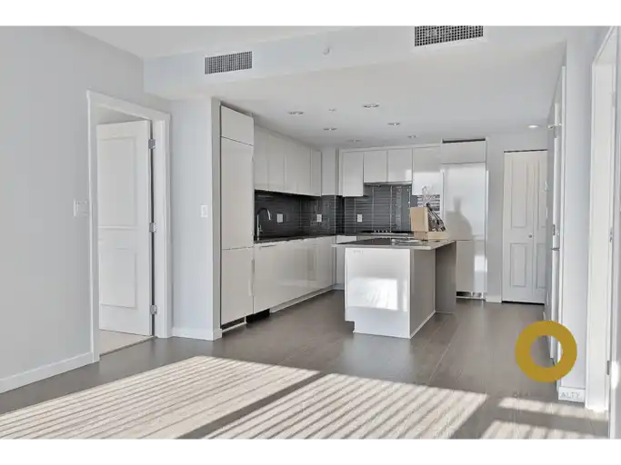 Bright & Luxurious 2 Bed 2 Bath Condo In Richmond | 3333 Brown Road, Richmond | 3173317