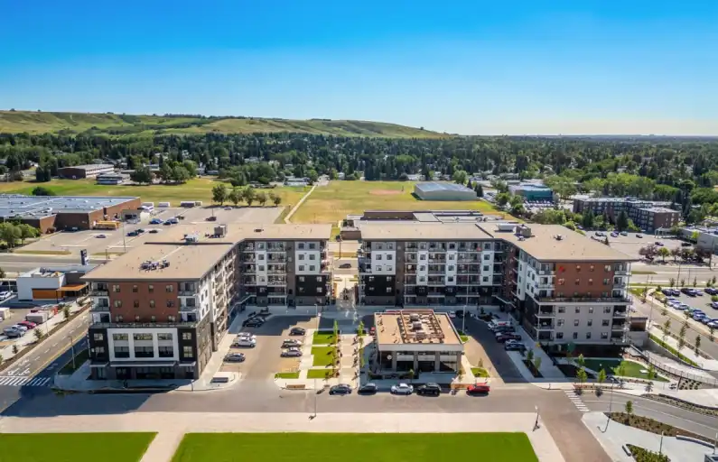 Plaza Apartments | 5055 Northland Drive NW, Calgary | 3173335