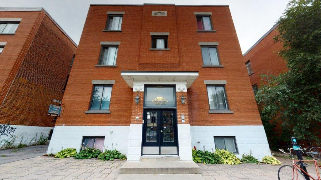 4 1/2 Park Avenue Apartment | 3173499