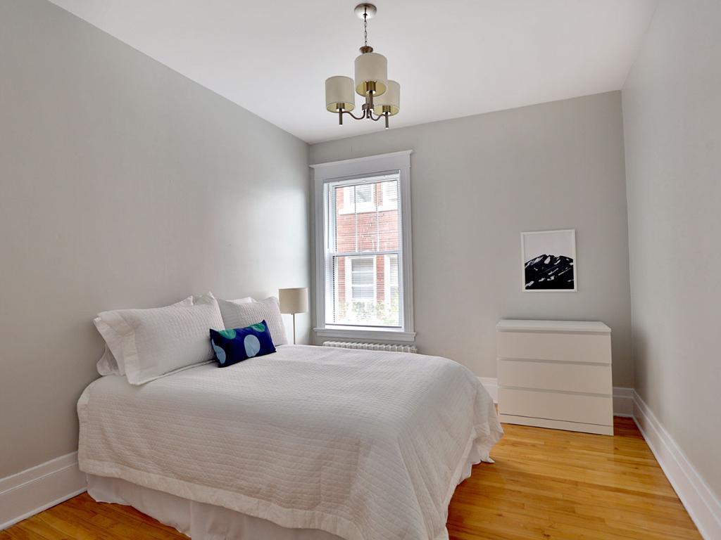 Disponible maintenant - Grand 7 1/2 meublé tout inclus | 3173813