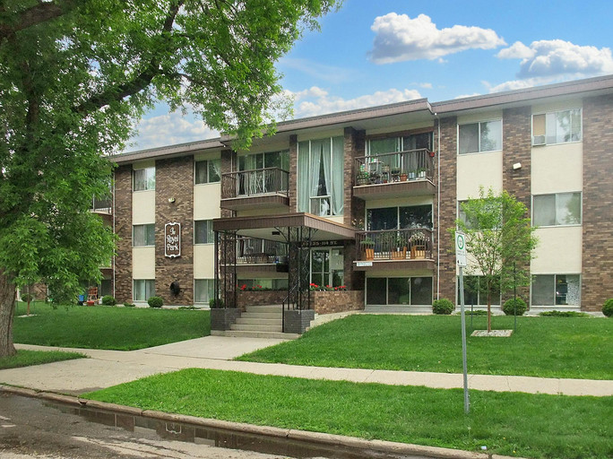 Royal Park Apartments | 10235 114 St. NW, Edmonton | 3174032