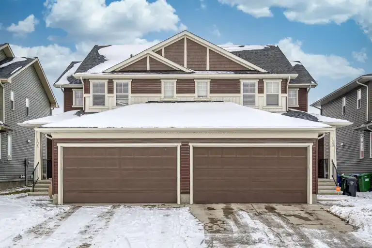 Bright 1 bedroom Plus Den and 1 Bathroom Legal Basement | 104 Evansglen Close Northwest, Calgary | 3175576