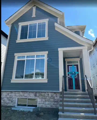 3 Bed / 2.5 Bath Home with Central AC & Lake Access – Mahogany SE – Available De | 61 Magnolia Grove Southeast, Calgary | 3175579