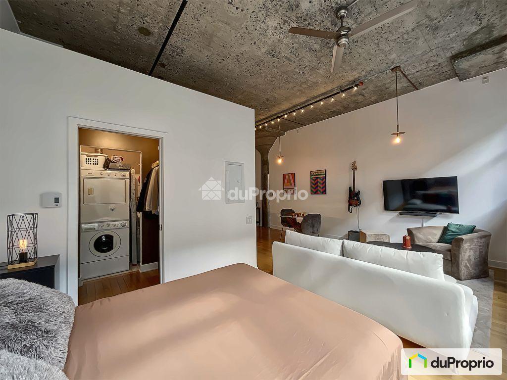 Condo Loft, Style Industriel, Proche du Marché Atwater | 3175647