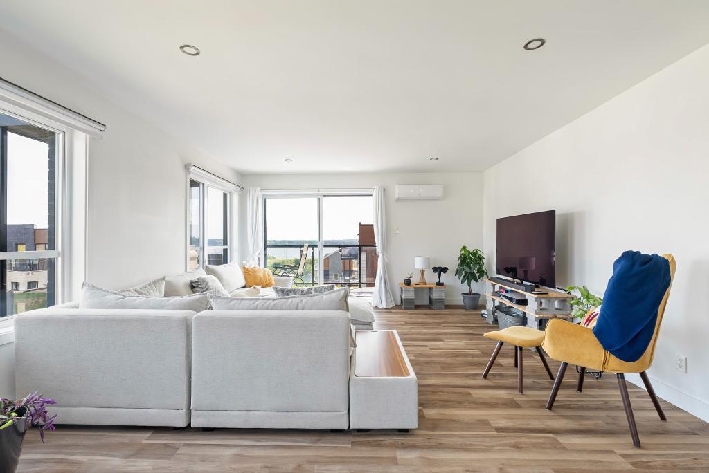 ANIMAUX ACCEPTÉS, Grand 51/2 vue partielle sur le fleuve | 3180975