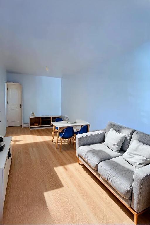 6 1/2 rdc lumineux tout rénové | 3175658