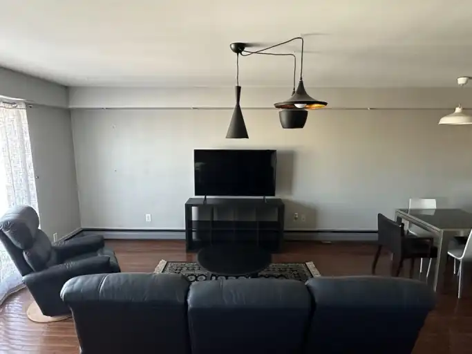 1 Bed 1 Bath Furnished Downtown | 1736 13 Avenue Southwest, Calgary | 3175870