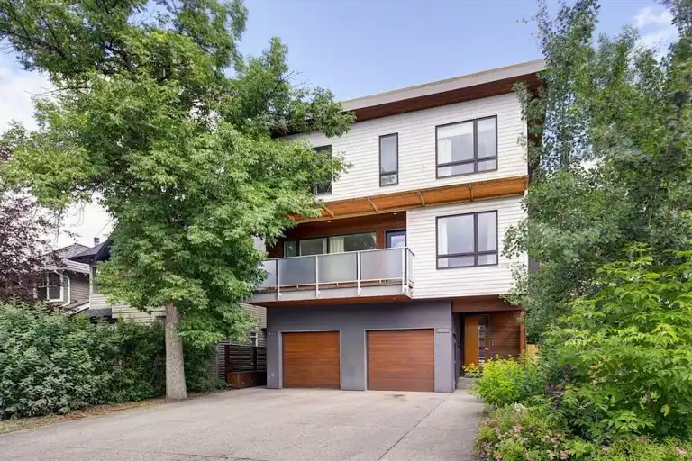 Modern & Sleek Cliff Bungalow Town Home | 602 - 602 24 Avenue Southwest, Calgary | 3175892