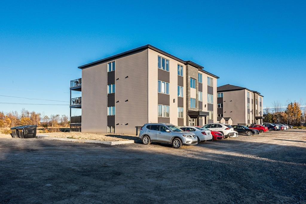 Beau grand 5 1/2, Ormstown, Libre maintenant ! | 3176407