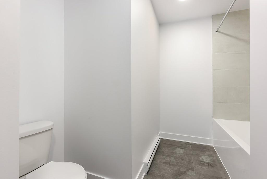 Beau grand 5 1/2, Ormstown, Libre maintenant ! | 3176407