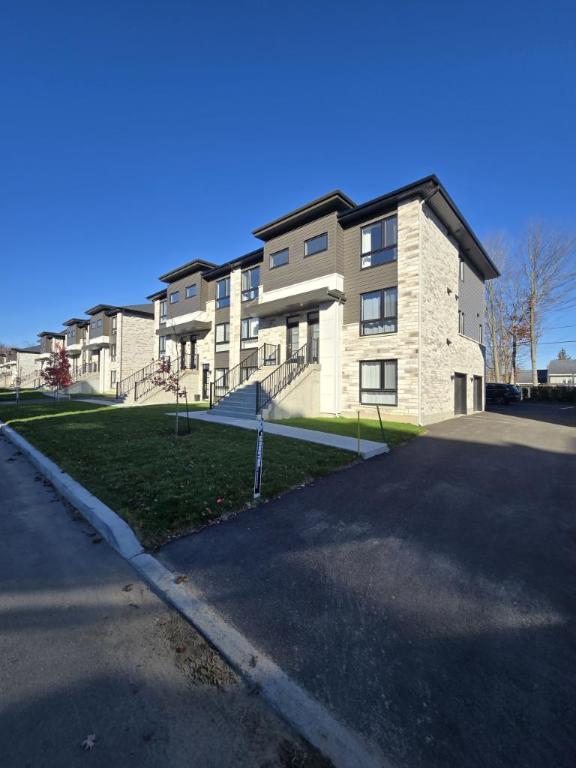 5 1/2 - Saint-Jérôme - 2 050 $/mois | 3177217