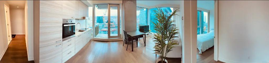 Unité de Coin Lumineuse au Cœur du Centre-Ville de Montréal | 3177255