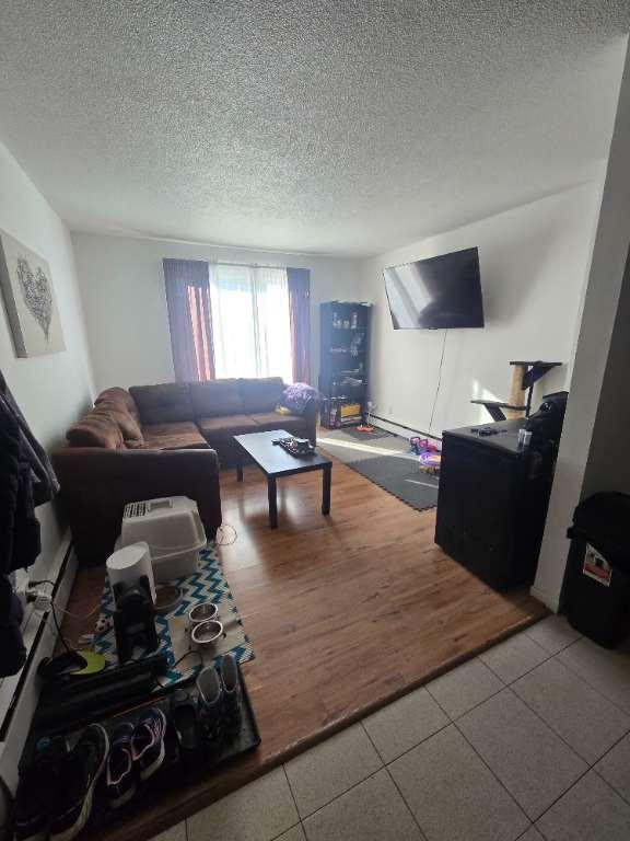 4½ à 995$ par mois (eau chaude et chauffage inclus) | 3177577