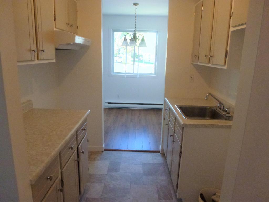 4 1/2 Chauffé/Éclairé, Décembre, Lévis secteur Desjardins, UQAR, CFP | 3181845