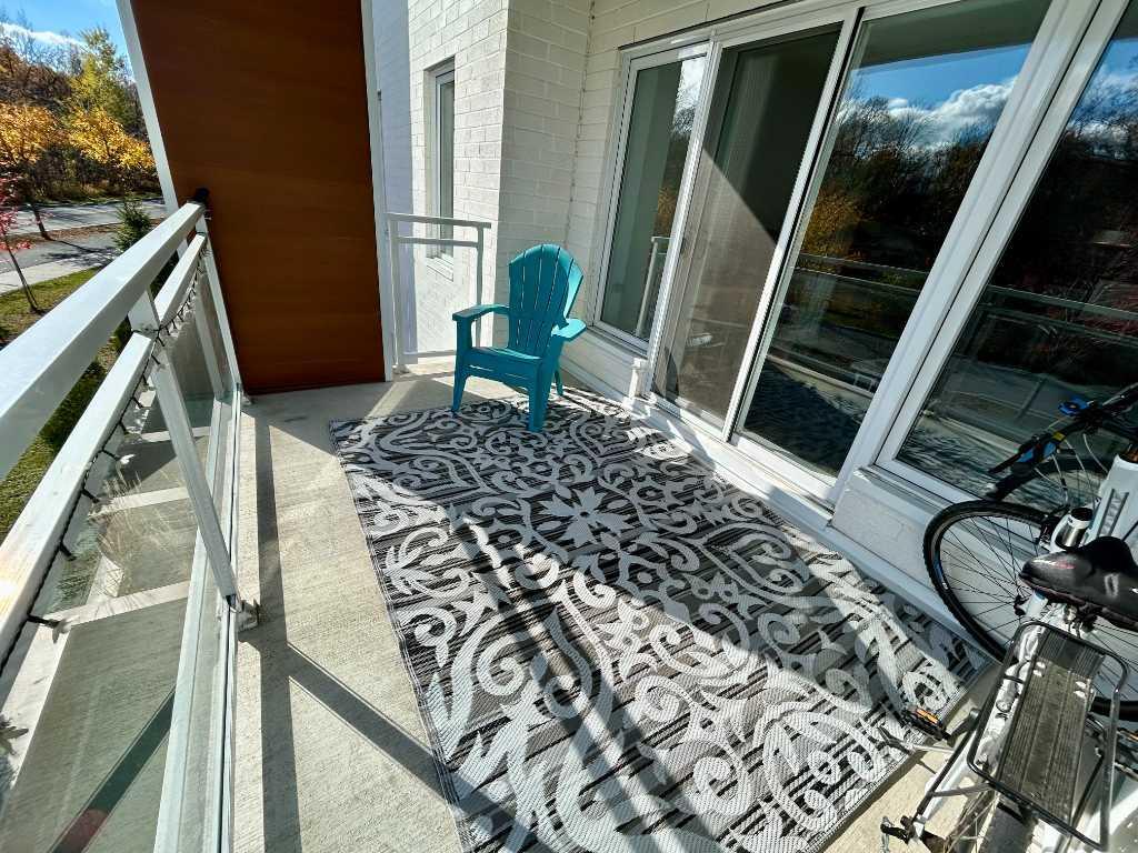 Magnifique 3 ½ + espace bureau TOUT INCLUS - lumineux - stationnement : 1535$/mois | 3177638