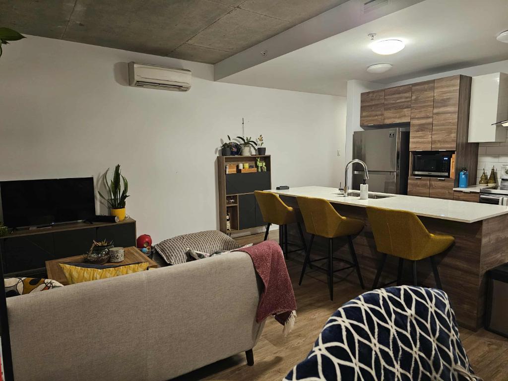 3 et demi à céder | 3177641