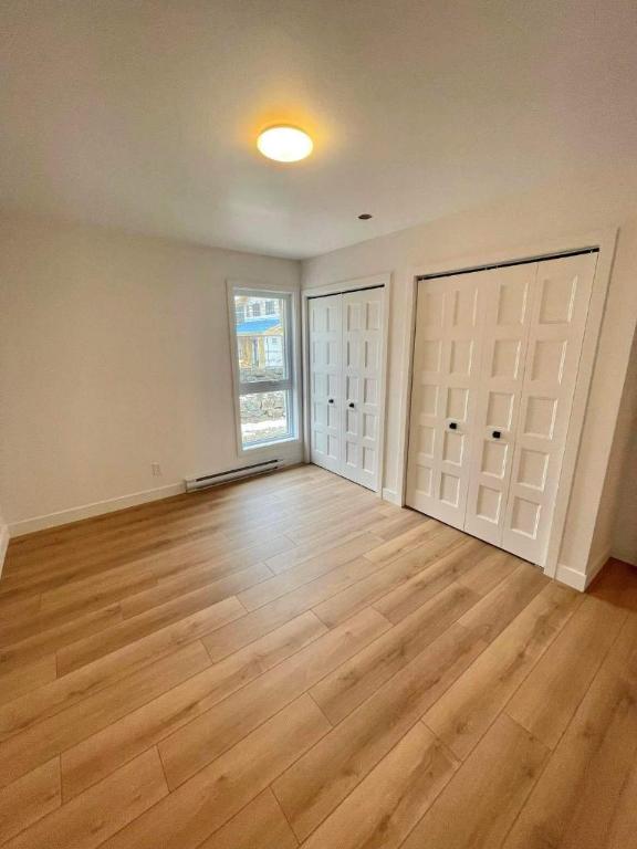 3 CH - 2 SDB - Waterloo - $1,600 /mo | 3177643