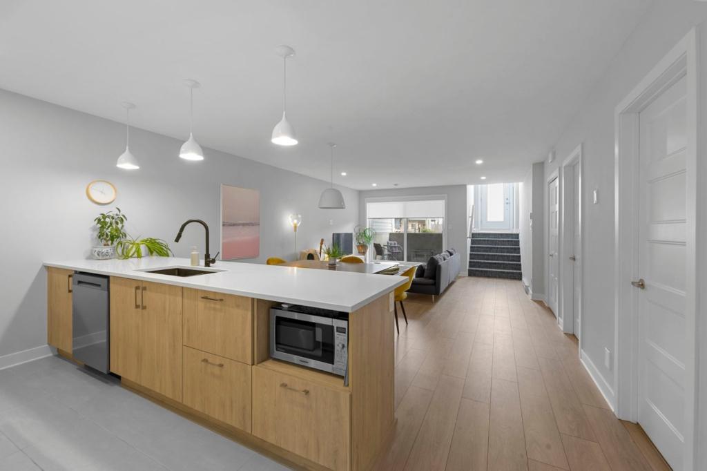 Magnifique condo avec 2 chambres et un bureau | 3177821