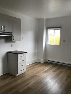 Beau 6 1/2 à louer à Verdun | 3178018