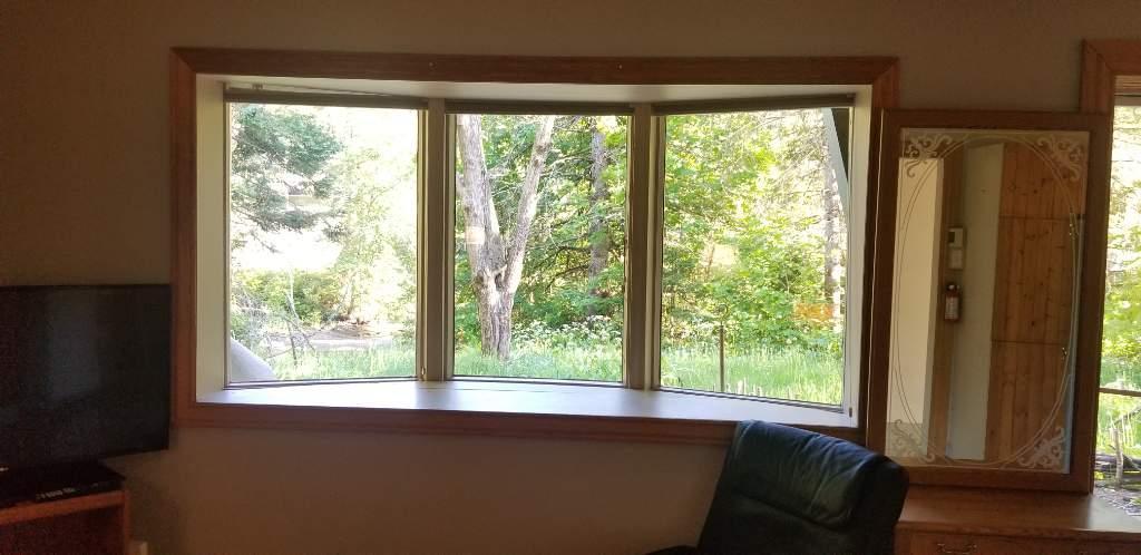 5 1/2 foyer tout inclus (wifi et hydro) terrain bordé d'un étang | 3178020