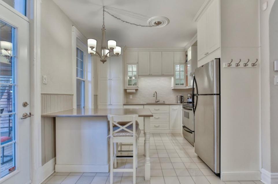 Magnifique 4 1/2 à louer Ahuntsic, cour arrière, Parc de la visitation | 3179219